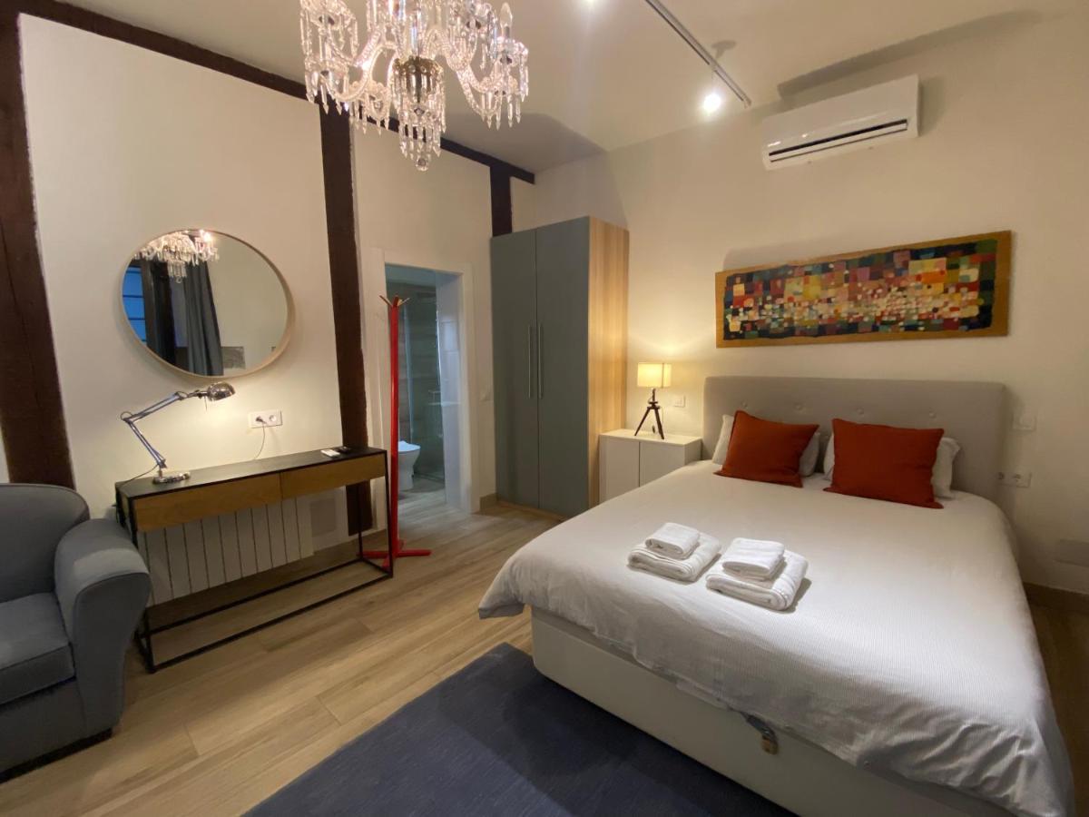 Opera Suites Fidelio , Cozy Studio In The Very Center Of Madrid Ngoại thất bức ảnh